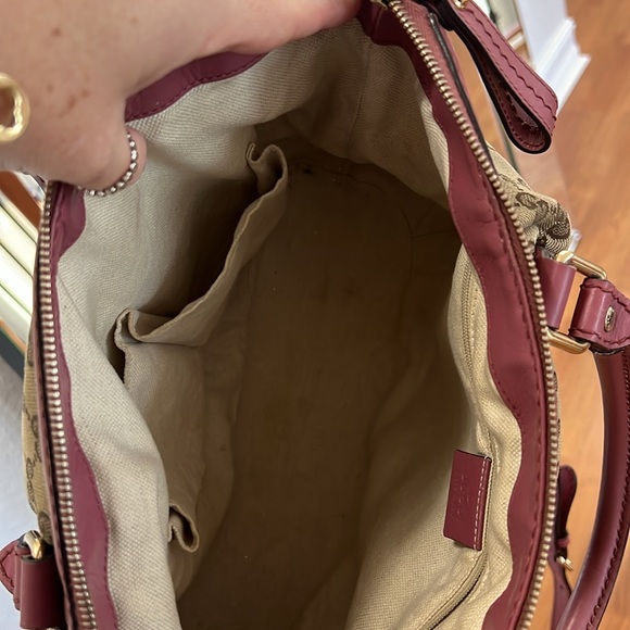 Authentic Gucci Sukey - Picture 11 of 13